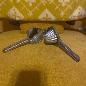 Vintage Aluminum Citrus Juicer